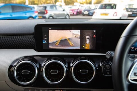 Mercedes-Benz A Class A 180 SPORT EXECUTIVE EDITION 31