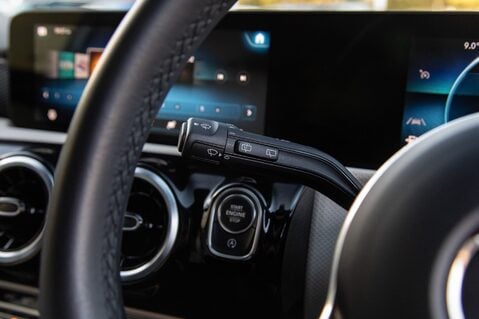 Mercedes-Benz A Class A 180 SPORT EXECUTIVE EDITION 18
