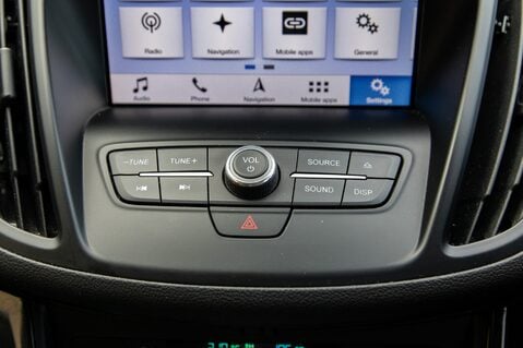 Ford Kuga ST-LINE TDCI 31