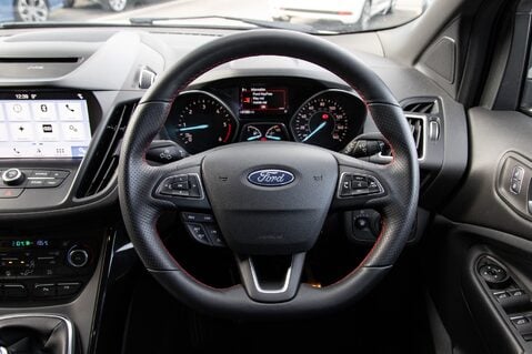 Ford Kuga ST-LINE TDCI 21