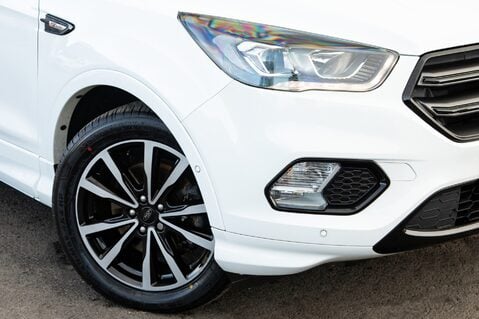 Ford Kuga ST-LINE TDCI 10