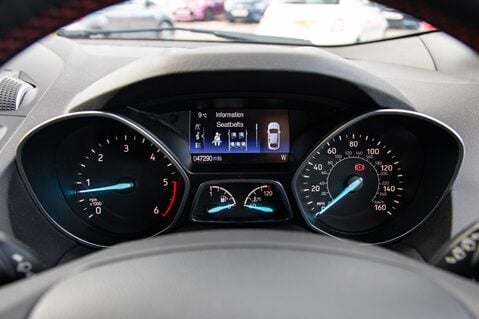 Ford Kuga ST-LINE TDCI 15