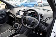 Ford Kuga ST-LINE TDCI 4