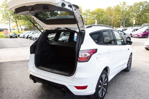 Ford Kuga ST-LINE TDCI 34