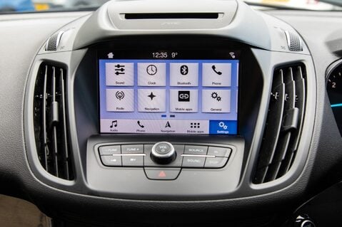 Ford Kuga ST-LINE TDCI 26