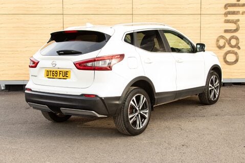 Nissan Qashqai DIG-T N-CONNECTA 2