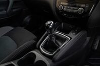 Nissan Qashqai DIG-T N-CONNECTA 33