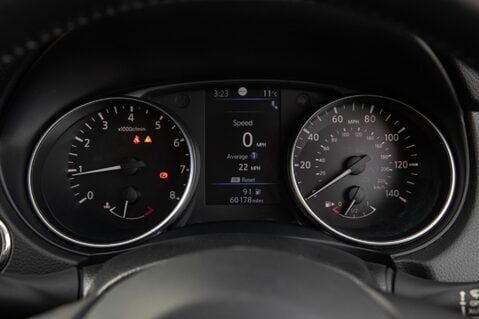 Nissan Qashqai DIG-T N-CONNECTA 15