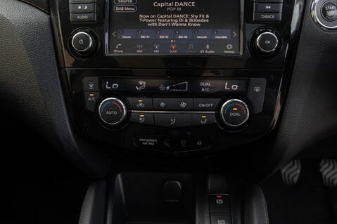 Nissan Qashqai DIG-T N-CONNECTA 34