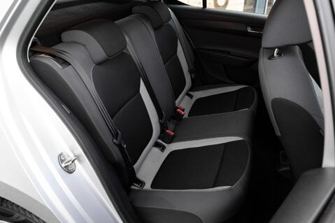 Skoda Fabia SE MPI 34