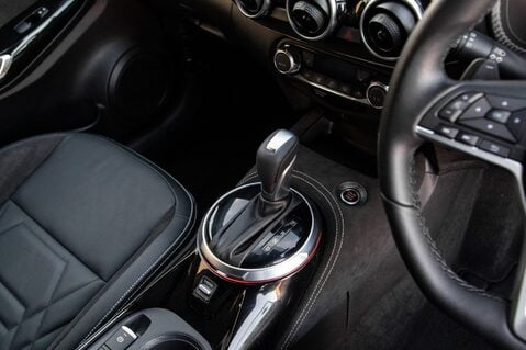 Nissan Juke DIG-T TEKNA PLUS DCT 33