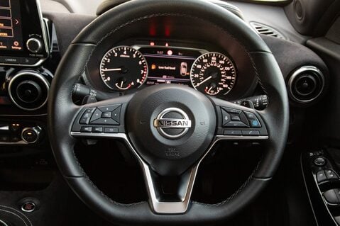 Nissan Juke DIG-T TEKNA PLUS DCT 21