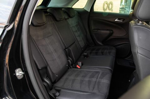 Vauxhall Crossland ULTIMATE 35