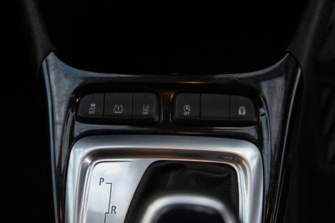 Vauxhall Crossland ULTIMATE 32