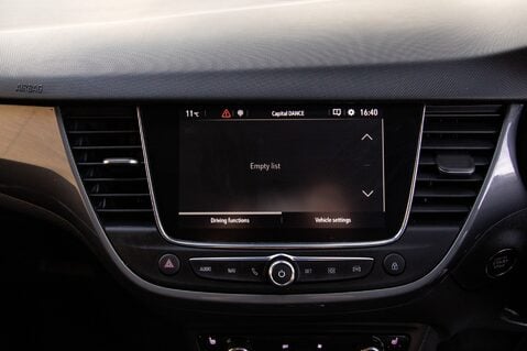 Vauxhall Crossland ULTIMATE 26