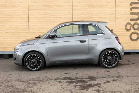 Fiat 500e LA PRIMA 13