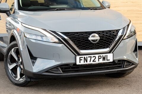 Nissan Qashqai DIG-T N-CONNECTA MHEV 11