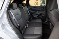 Nissan Qashqai DIG-T N-CONNECTA MHEV 36