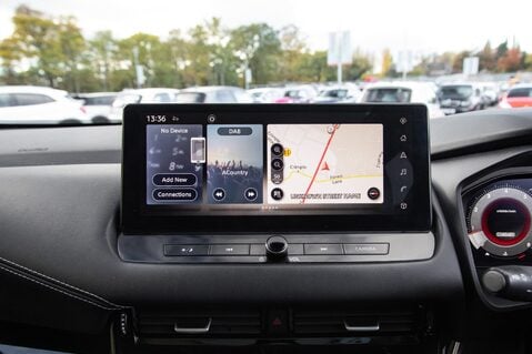 Nissan Qashqai DIG-T N-CONNECTA MHEV 28