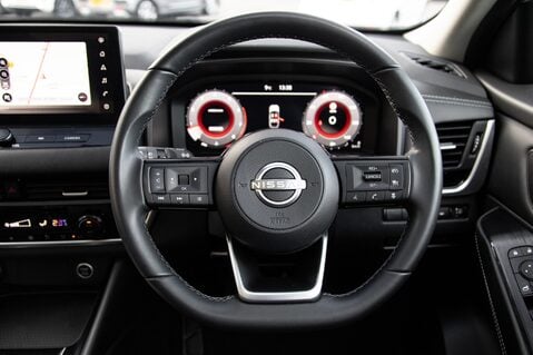 Nissan Qashqai DIG-T N-CONNECTA MHEV 21