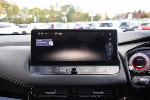 Nissan Qashqai DIG-T N-CONNECTA MHEV 27