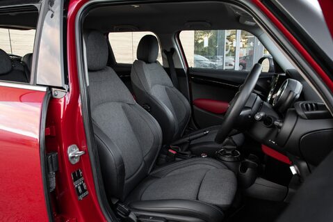 Mini Hatch COOPER 29