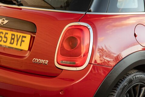 Mini Hatch COOPER 9