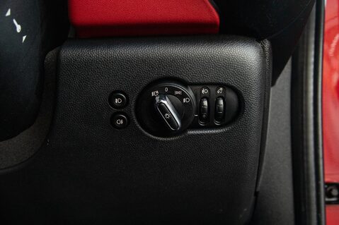 Mini Hatch COOPER 16