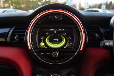 Mini Hatch COOPER 22