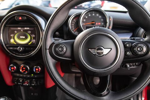 Mini Hatch COOPER 19