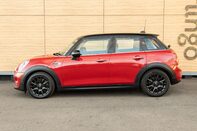 Mini Hatch COOPER 13