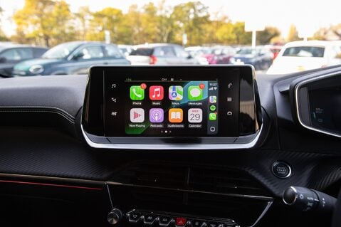 Peugeot 208 GT LINE 28