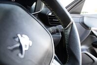 Peugeot 208 GT LINE 18