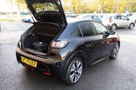 Peugeot 208 GT LINE 33