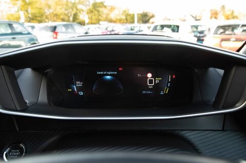 Peugeot 208 GT LINE 15