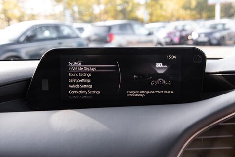 Mazda 3 GT SPORT TECH MHEV 28