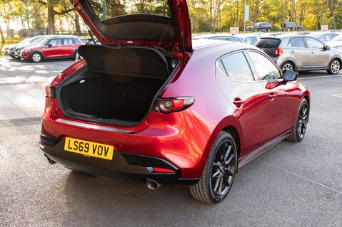 Mazda 3 GT SPORT TECH MHEV 37