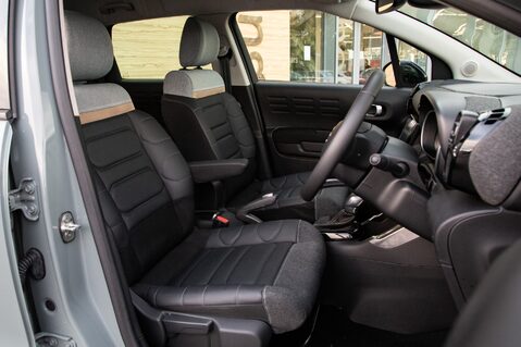 Citroen C3 Aircross PURETECH SHINE PLUS S/S EAT6 31