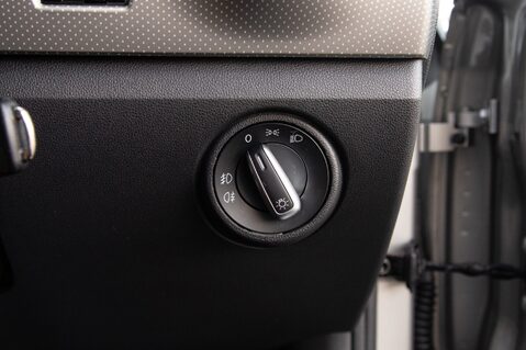 Volkswagen Up HIGH UP 16