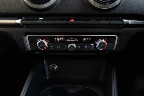 Audi A3 SPORTBACK E-TRON 34