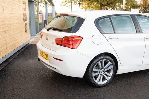 BMW 1 Series 118I SPORT 8