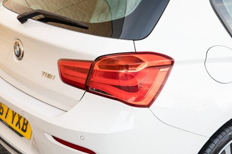 BMW 1 Series 118I SPORT 9