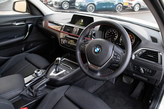 BMW 1 Series 118I SPORT