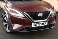 Nissan Qashqai DIG-T N-CONNECTA MHEV 10