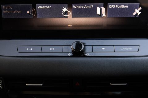 Nissan Qashqai DIG-T N-CONNECTA MHEV 34