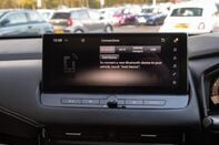 Nissan Qashqai DIG-T N-CONNECTA MHEV 26