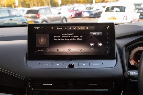 Nissan Qashqai DIG-T N-CONNECTA MHEV 24