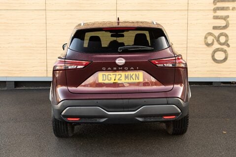 Nissan Qashqai DIG-T N-CONNECTA MHEV 6