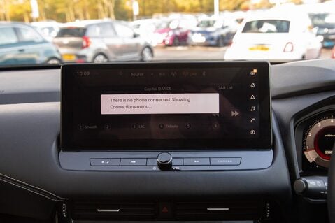 Nissan Qashqai DIG-T N-CONNECTA MHEV 25