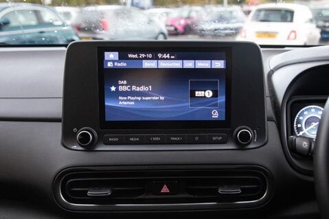 Hyundai KONA T-GDI SE CONNECT MHEV 22